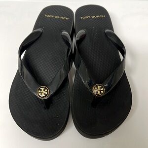 Tory Burch Black Wedge flipflops size 6